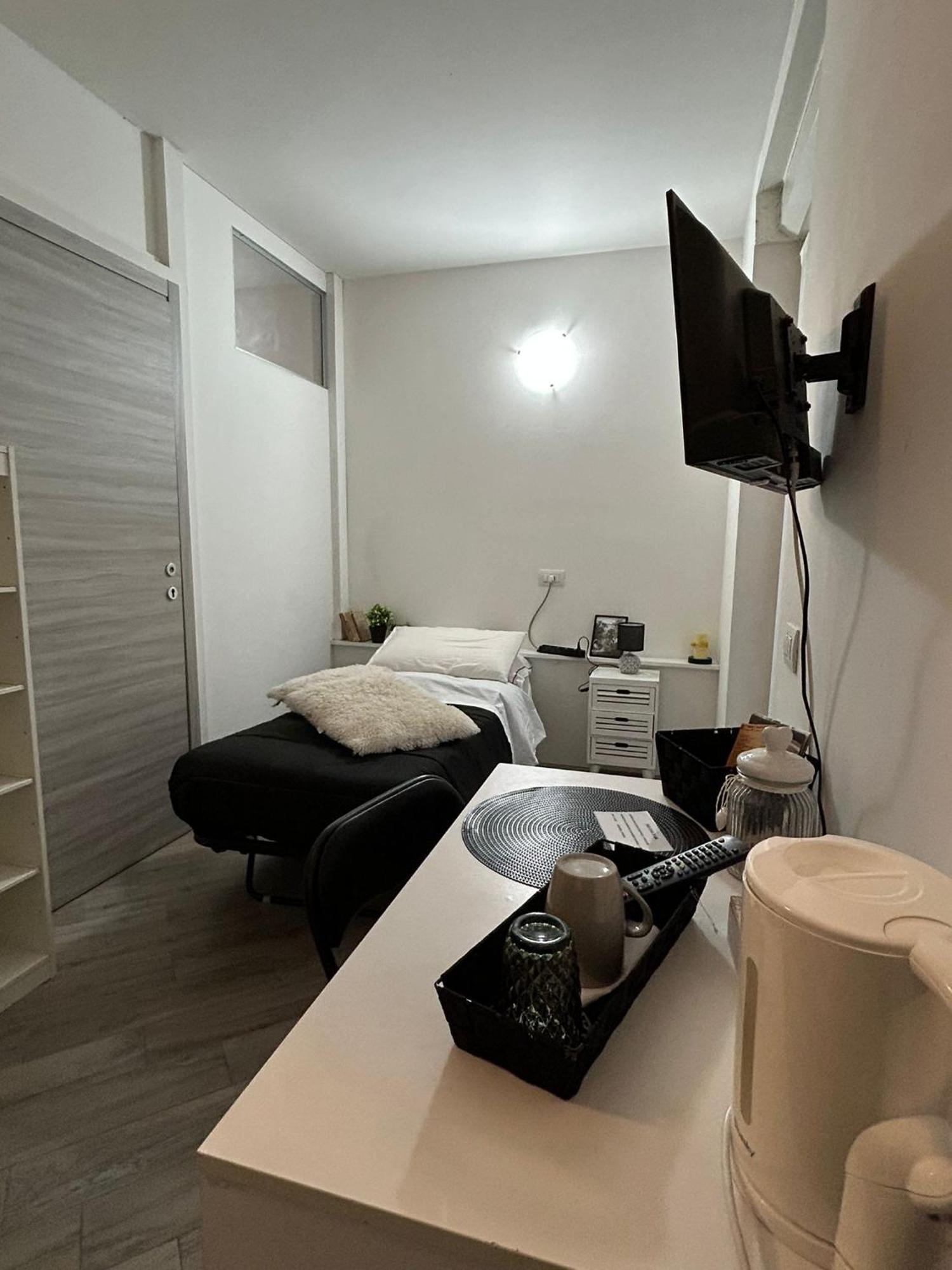 Beb Casa Di Lia Bed and Breakfast Carugo Buitenkant foto