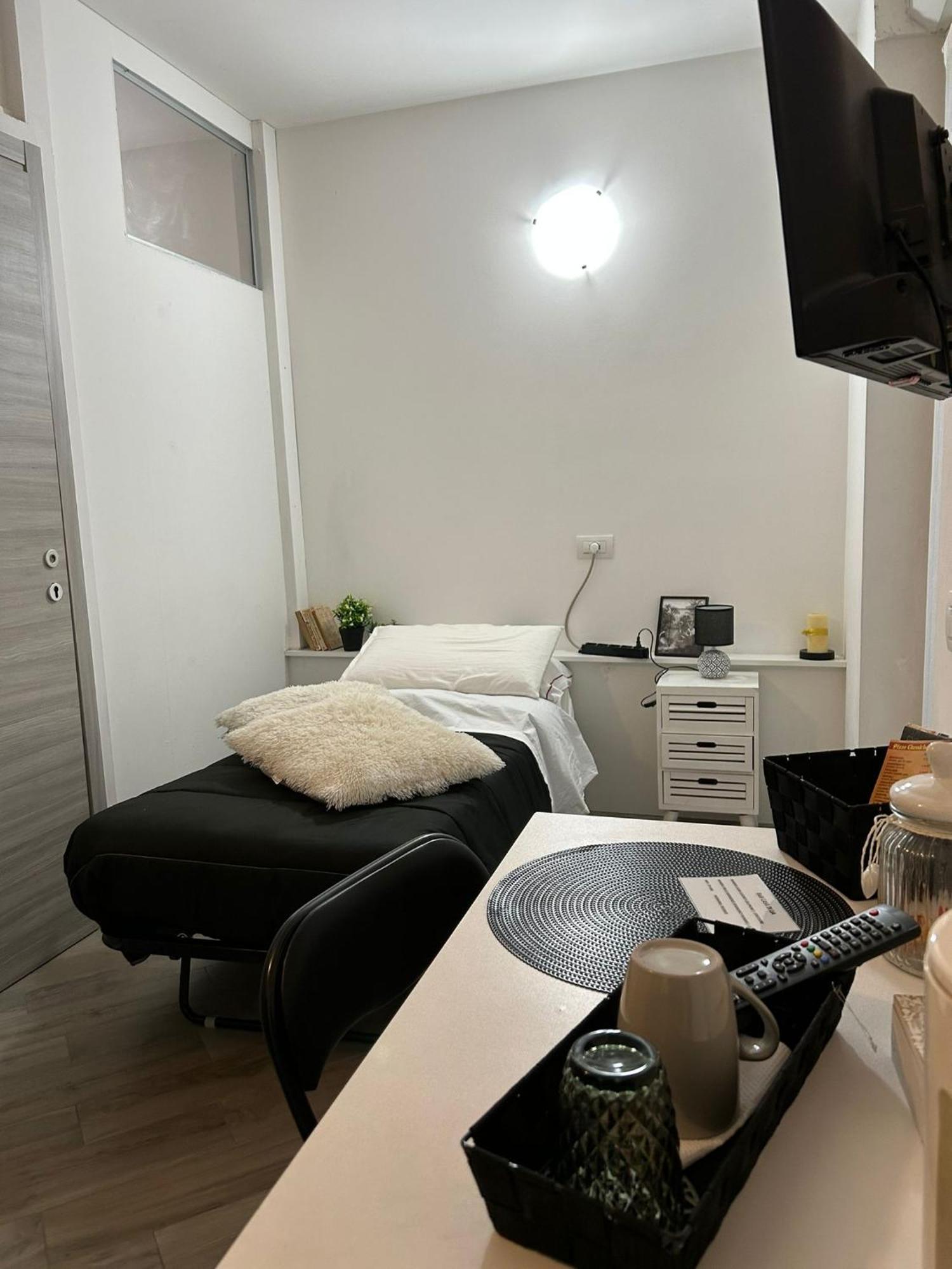 Beb Casa Di Lia Bed and Breakfast Carugo Buitenkant foto