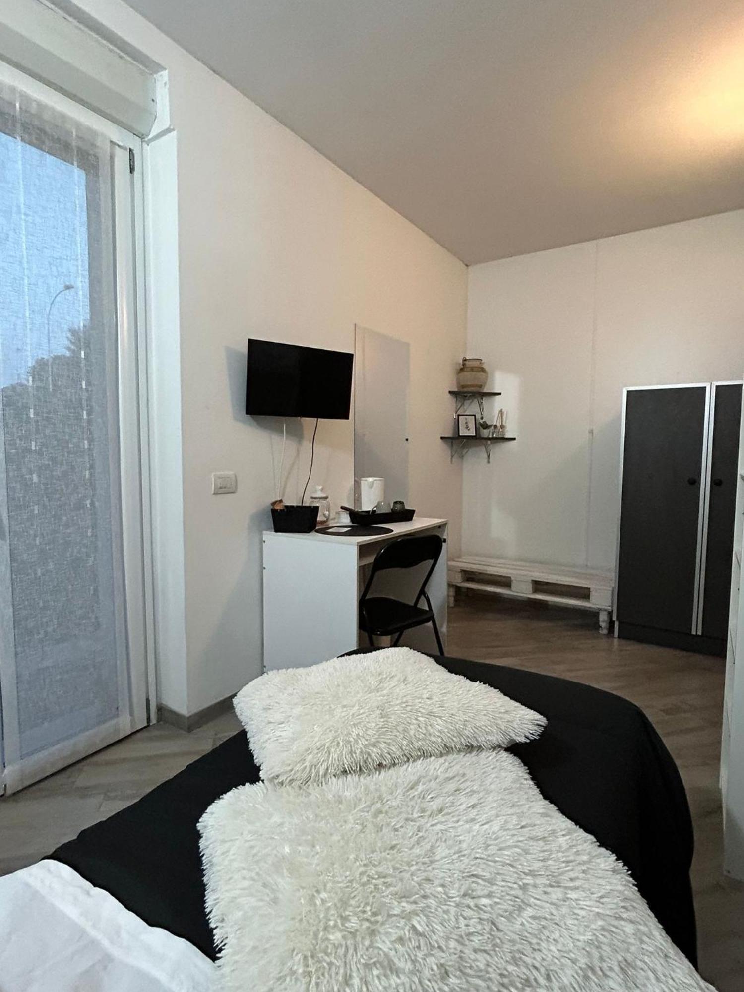 Beb Casa Di Lia Bed and Breakfast Carugo Buitenkant foto
