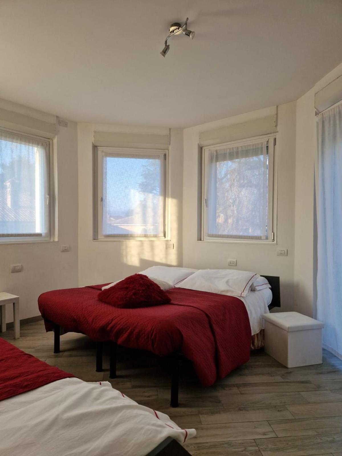 Beb Casa Di Lia Bed and Breakfast Carugo Buitenkant foto