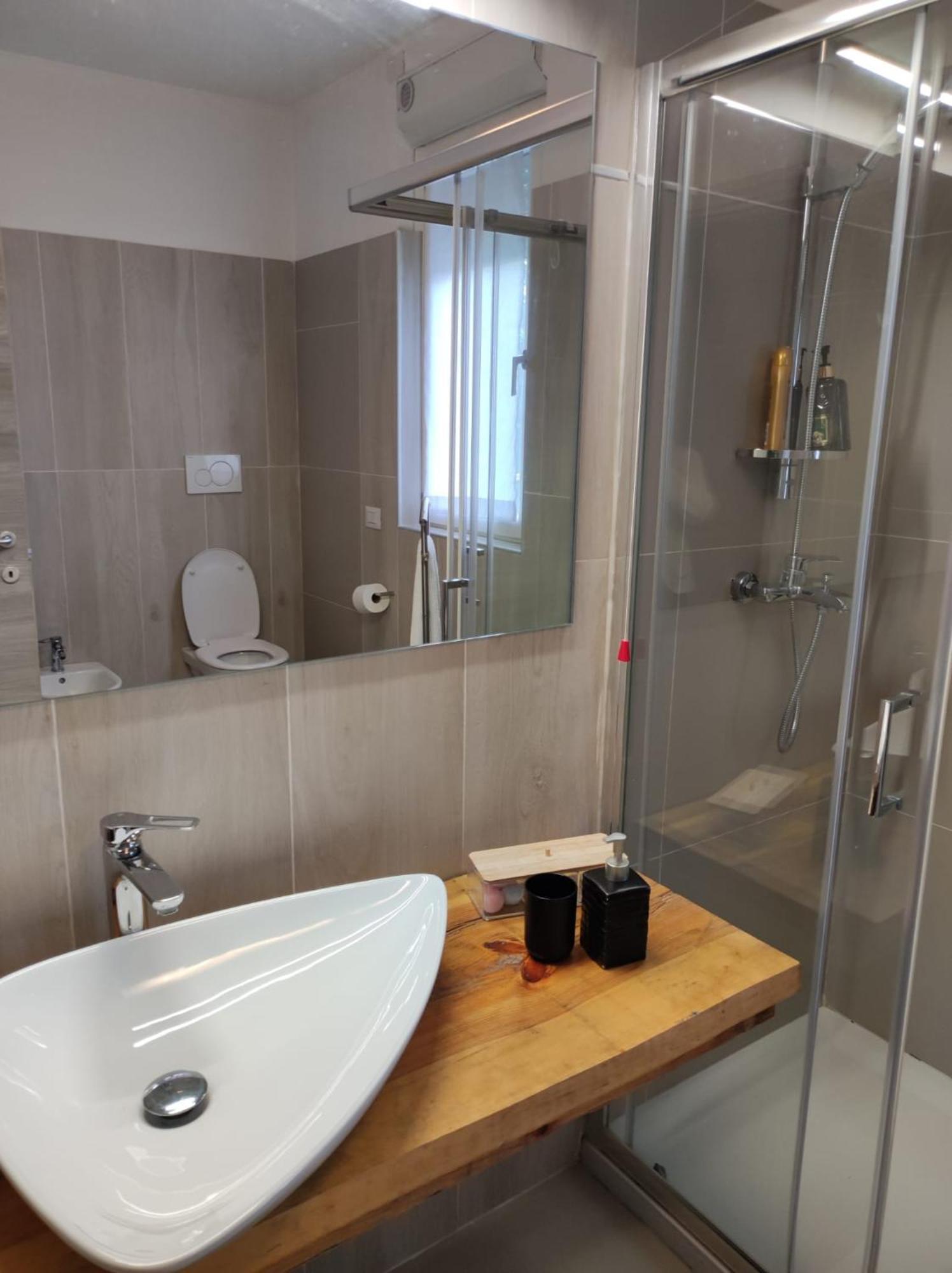 Beb Casa Di Lia Bed and Breakfast Carugo Buitenkant foto