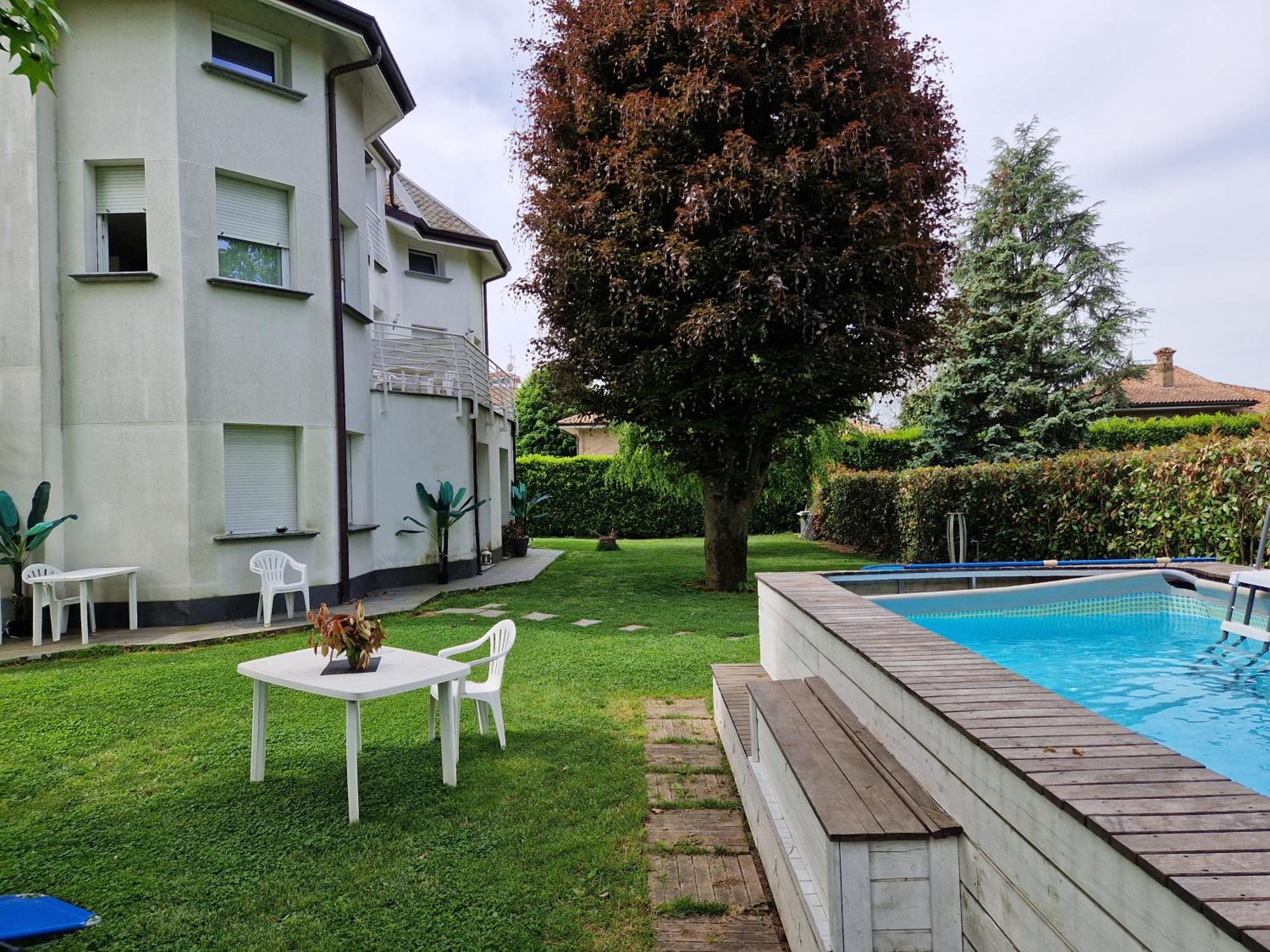 Beb Casa Di Lia Bed and Breakfast Carugo Buitenkant foto